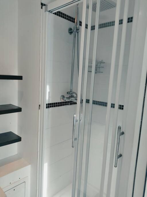 Cozy Apartment Free Parking Caen Zewnętrze zdjęcie